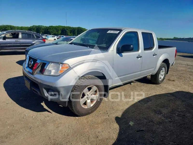 2011 Nissan FRONTIER фото