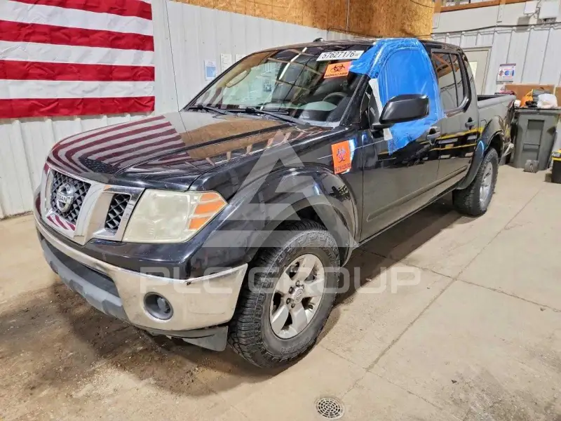 2011 Nissan FRONTIER photo