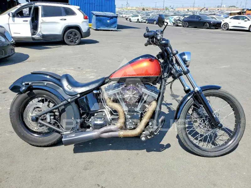 2011 Harley-Davidson Fx photo