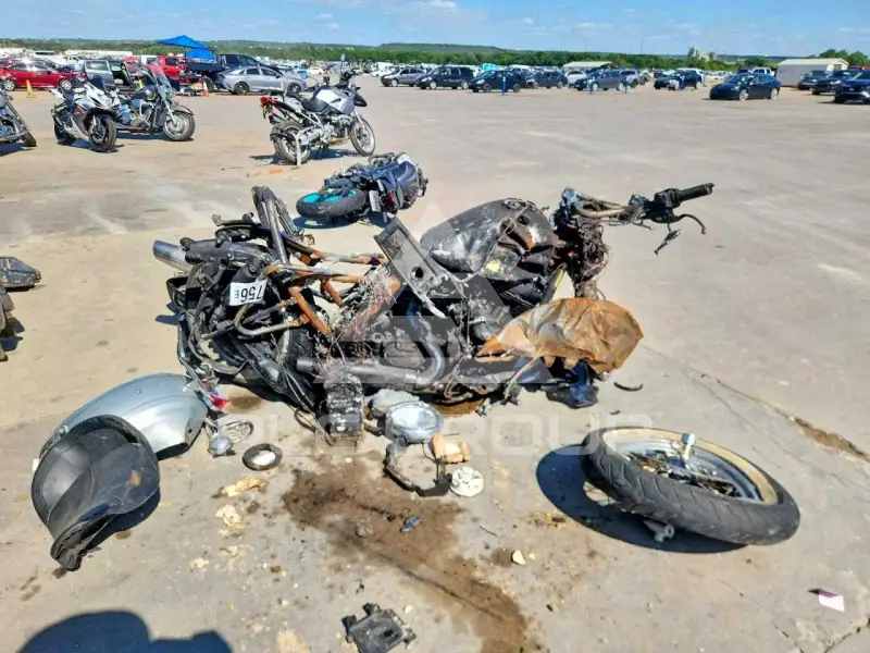 2011 Harley-Davidson FL photo