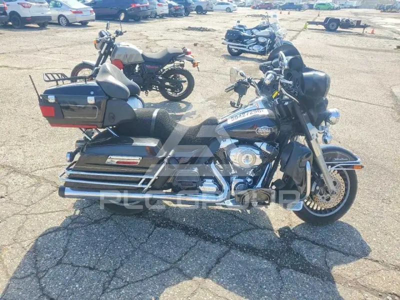 2011 Harley-Davidson FL фото