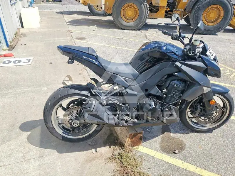 2011 Kawasaki ZR1000 photo