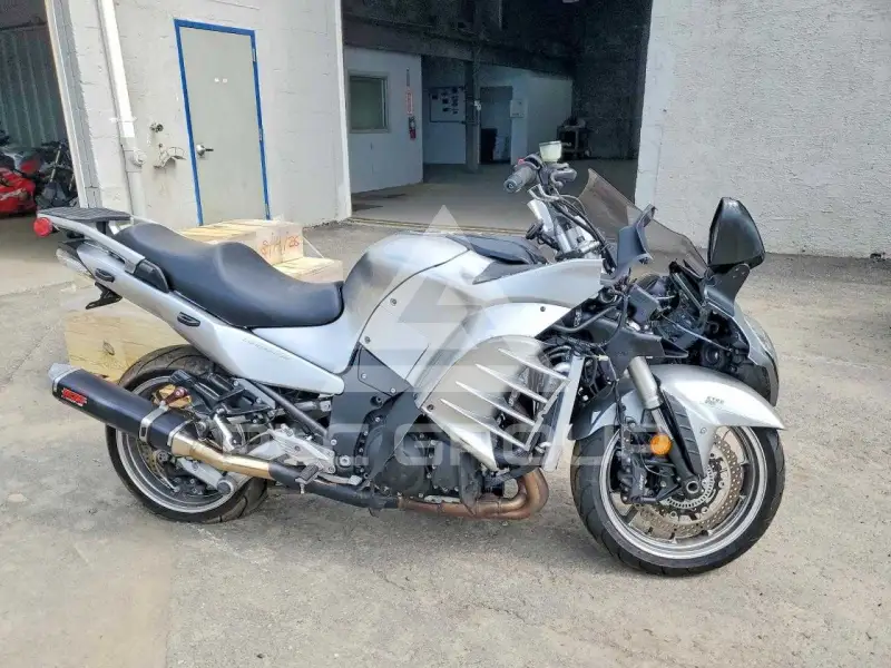 2011 Kawasaki ZG1000 фото