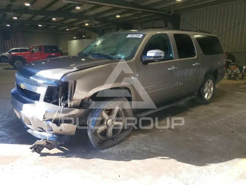2011 Chevrolet Suburan photo