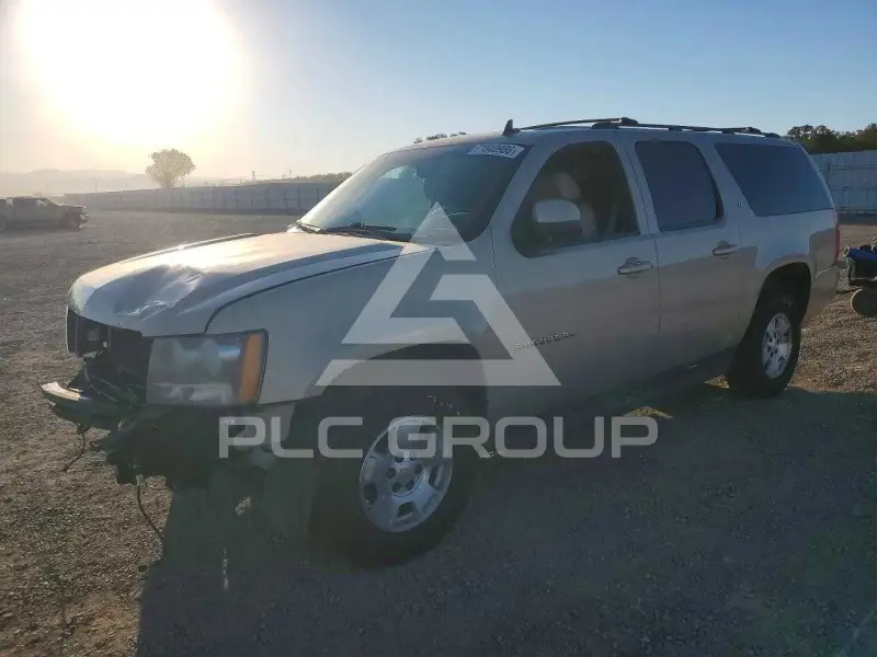 2011 Chevrolet Suburan photo