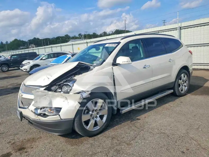 2011 Chevrolet TRAVERSE photo