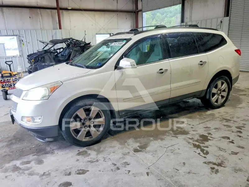 2011 Chevrolet TRAVERSE photo