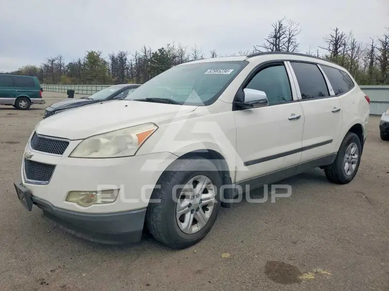 2011 Chevrolet TRAVERSE photo