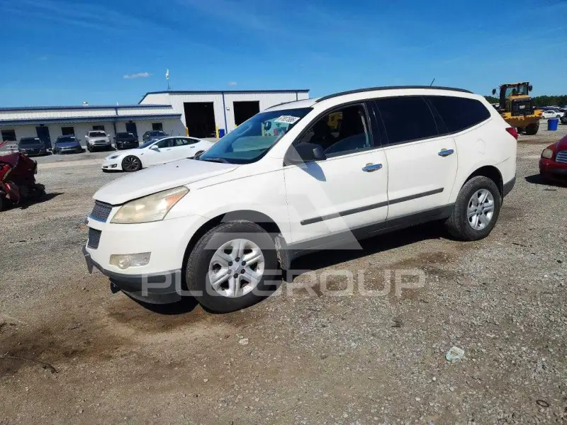 2011 Chevrolet TRAVERSE photo