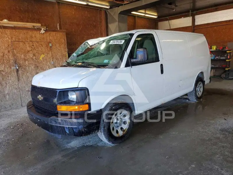 2011 Chevrolet Express фото