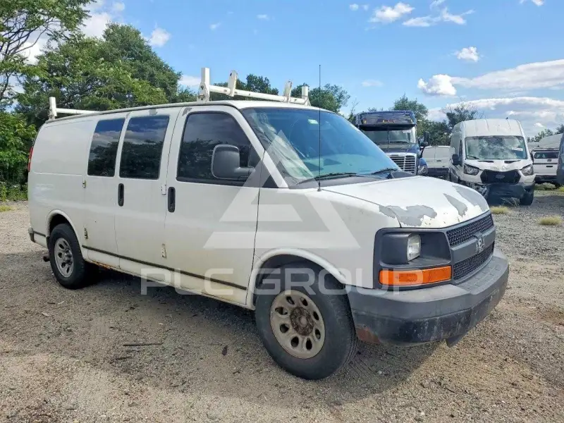2011 Chevrolet Express фото