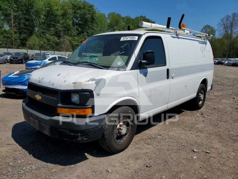 2011 Chevrolet Express фото