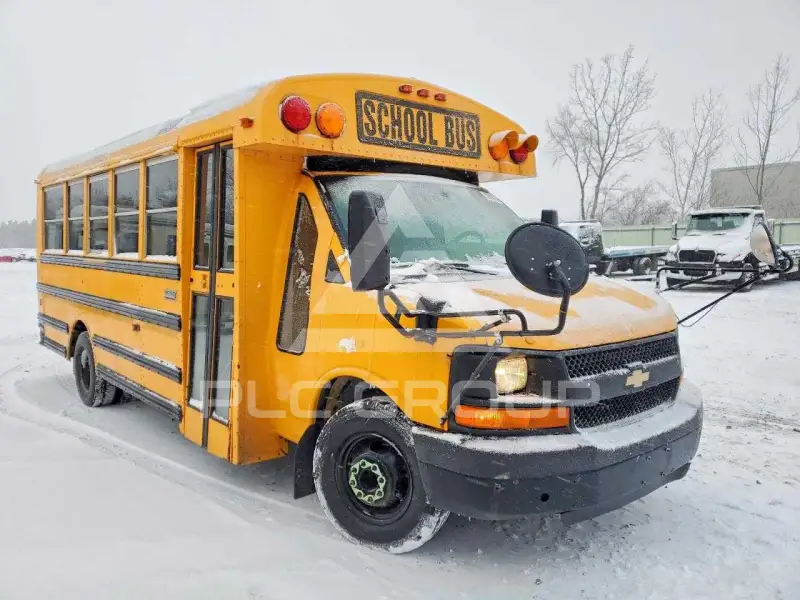 2011 Chevrolet Express фото