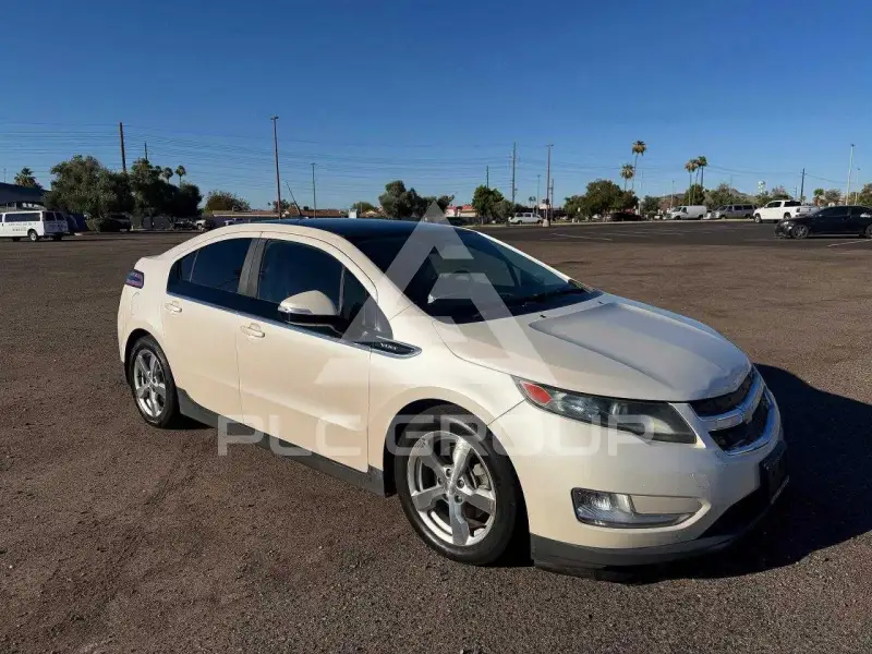2011 Chevrolet Volt фото