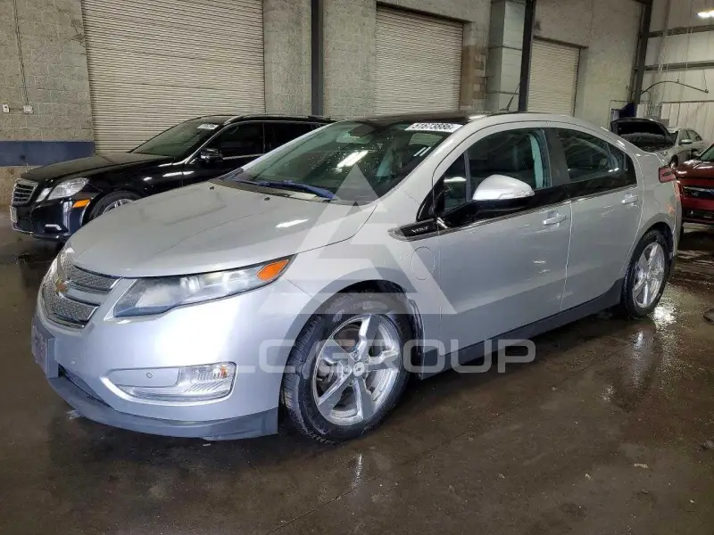 2011 Chevrolet Volt фото