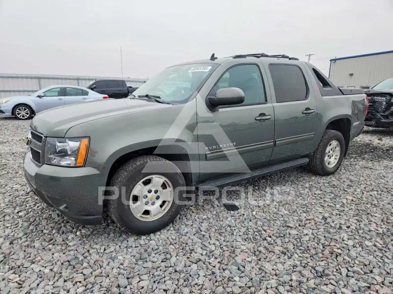 2011 Chevrolet Avalanche photo
