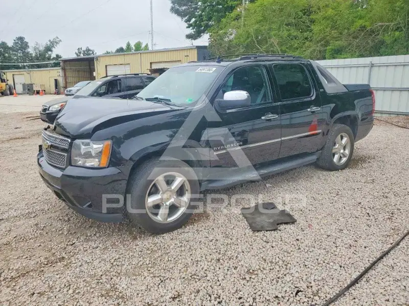 2011 Chevrolet Avalanche photo