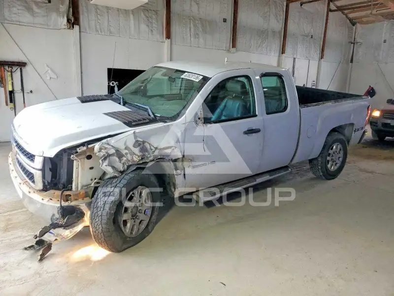 2011 Chevrolet SILVERADO фото