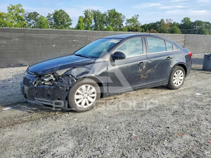 2011 Chevrolet Cruze photo