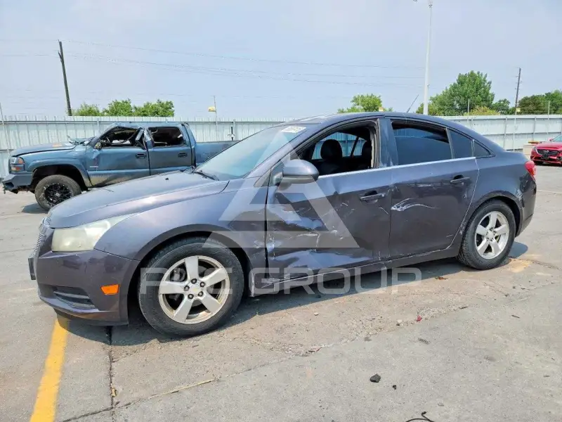 2011 Chevrolet Cruze photo