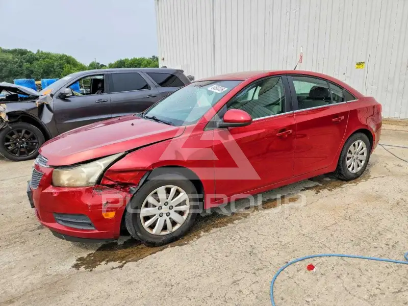 2011 Chevrolet Cruze фото