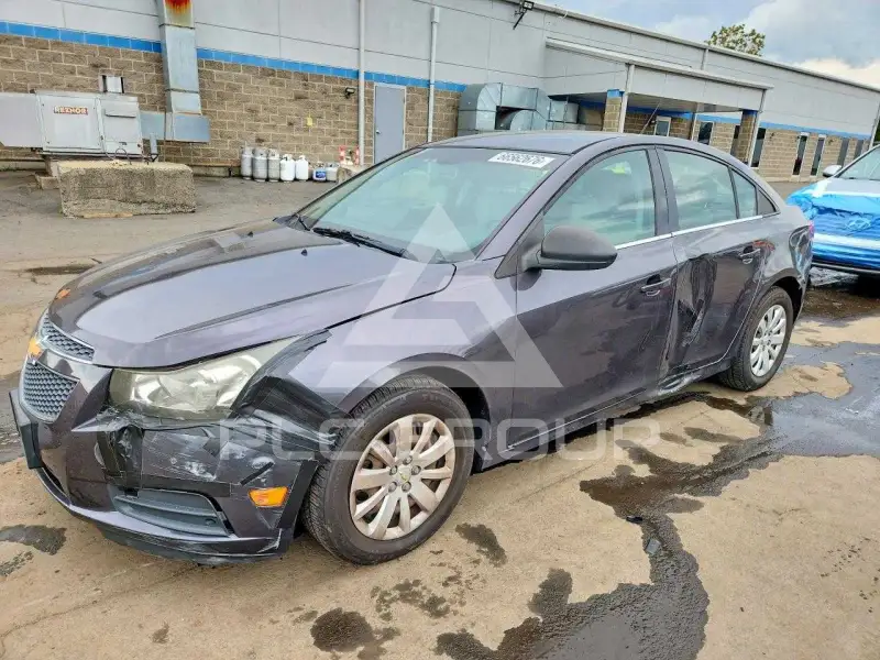 2011 Chevrolet Cruze фото