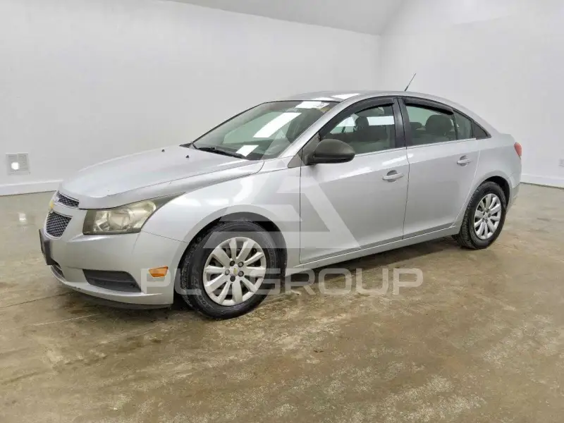 2011 Chevrolet Cruze photo