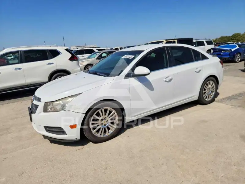 2011 Chevrolet Cruze фото