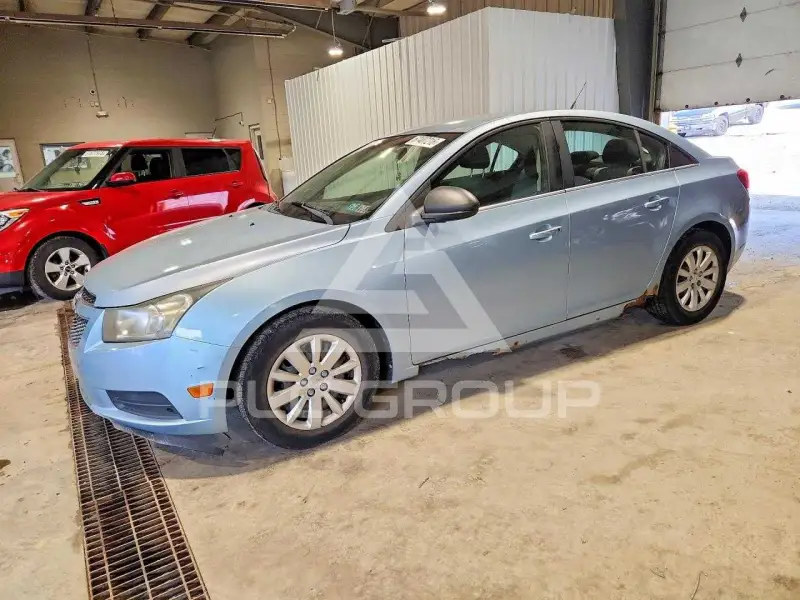 2011 Chevrolet Cruze фото