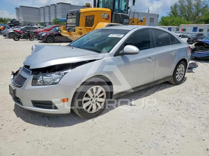 2011 Chevrolet Cruze фото