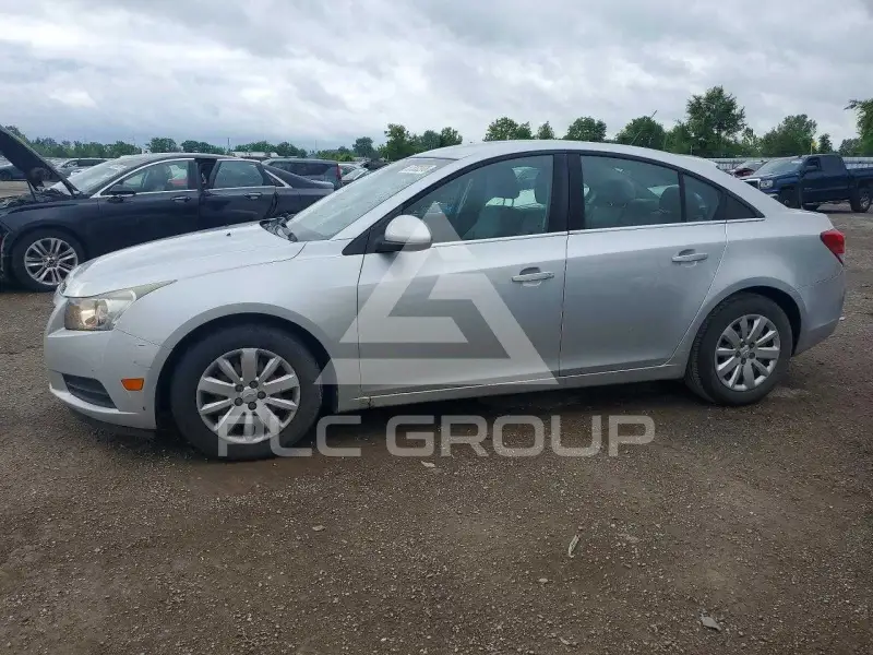 2011 Chevrolet Cruze фото