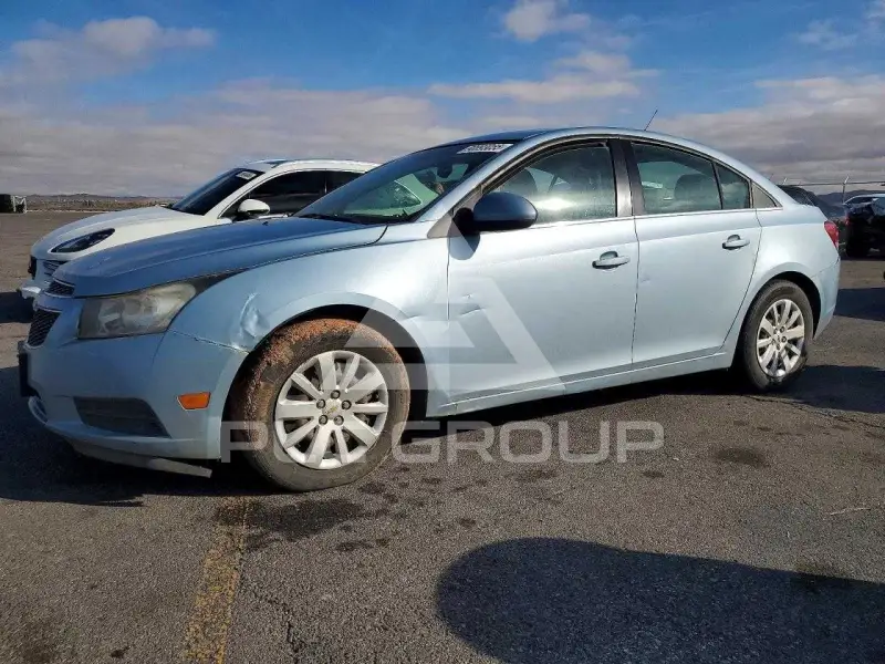 2011 Chevrolet Cruze фото