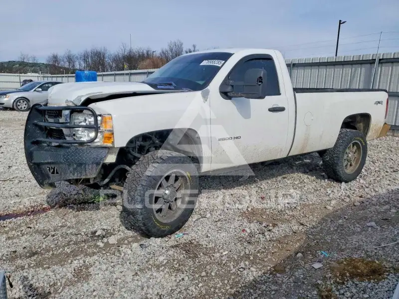 2011 Chevrolet Silverado photo