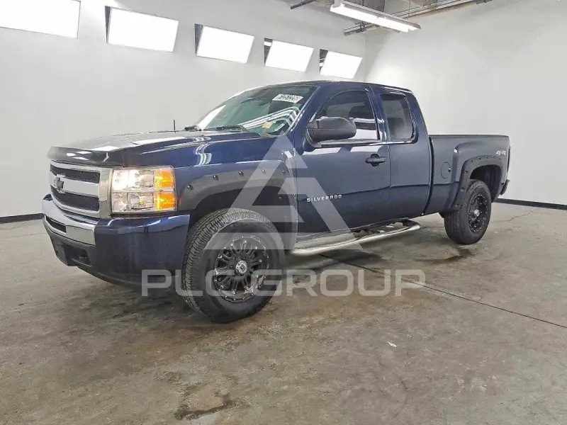 2011 Chevrolet Silverado photo