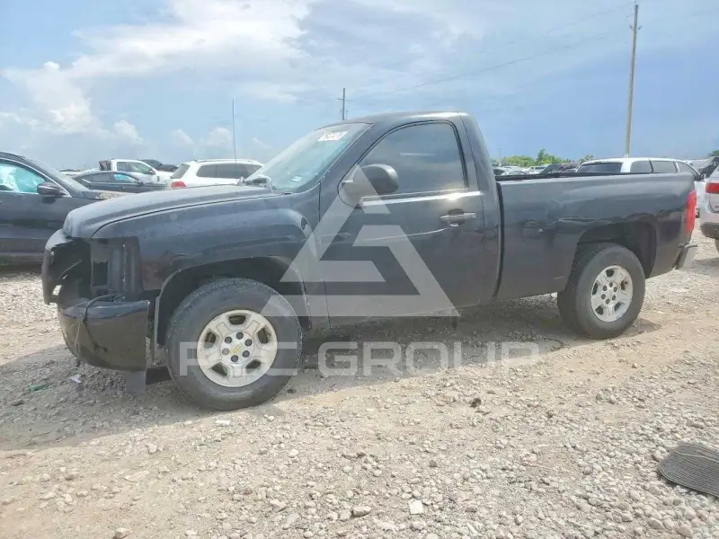 2011 Chevrolet Silverado photo