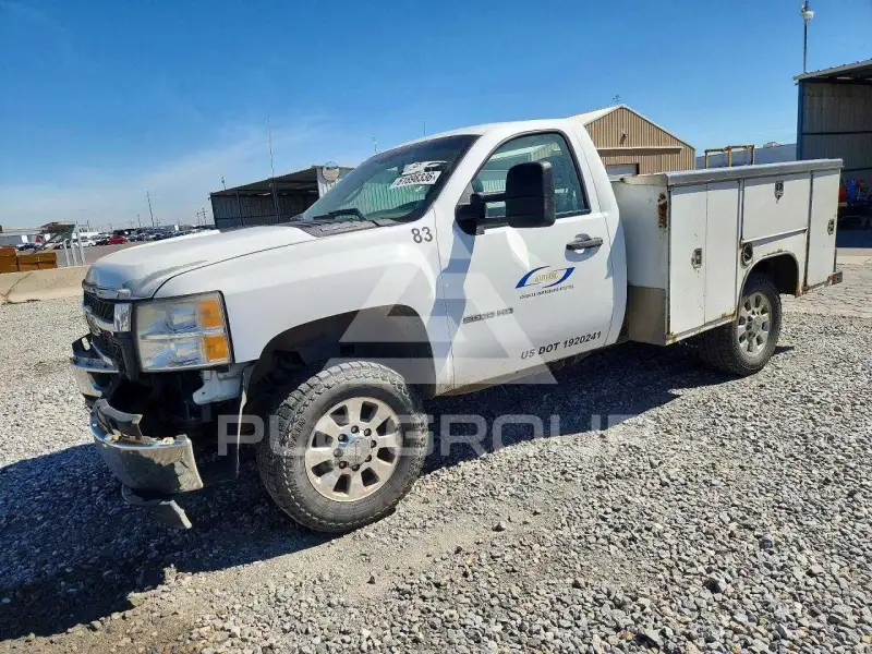 2011 Chevrolet Silverado photo