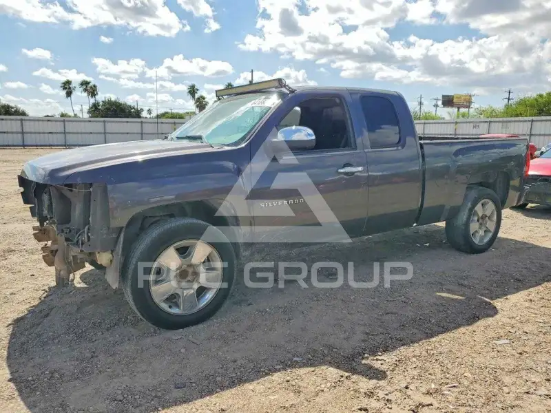 2011 Chevrolet Silverado photo