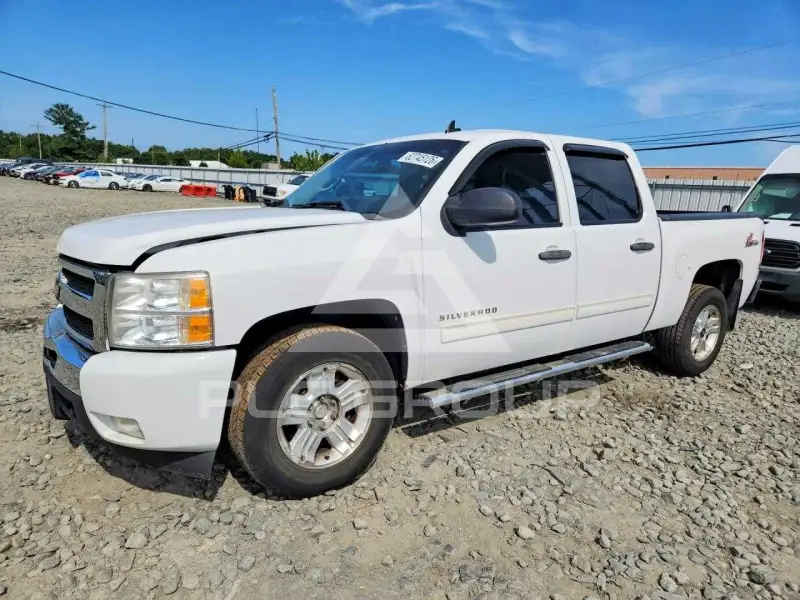 2011 Chevrolet Silverado photo