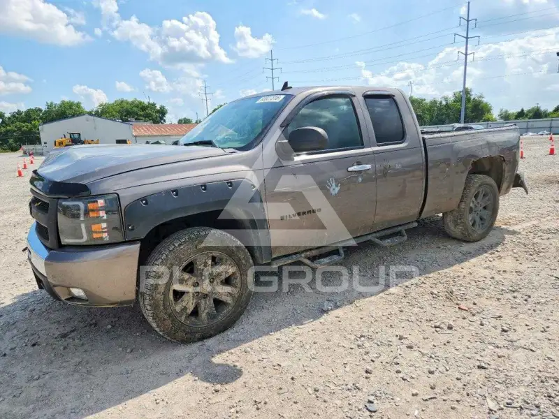 2011 Chevrolet Silverado фото
