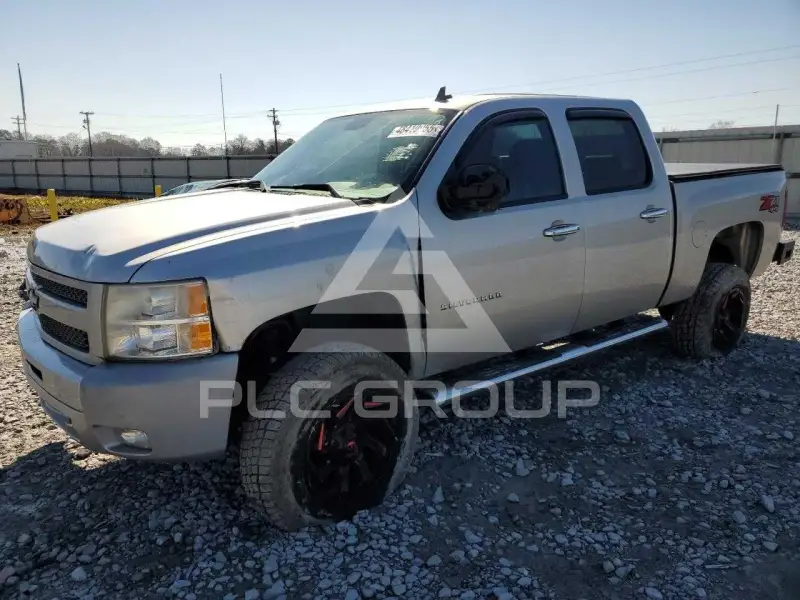 2011 Chevrolet Silverado photo