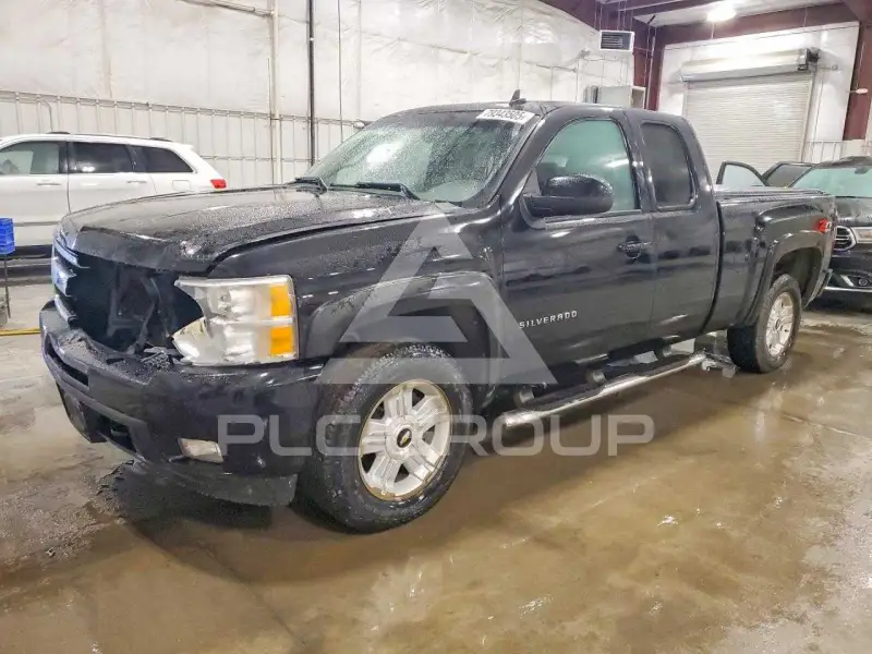 2011 Chevrolet Silverado photo