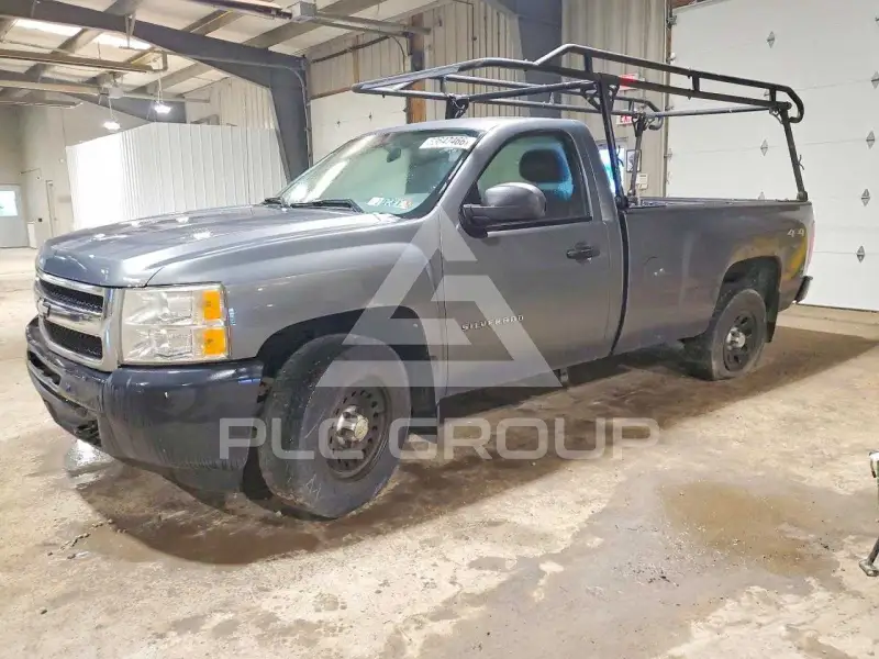 2011 Chevrolet Silverado photo
