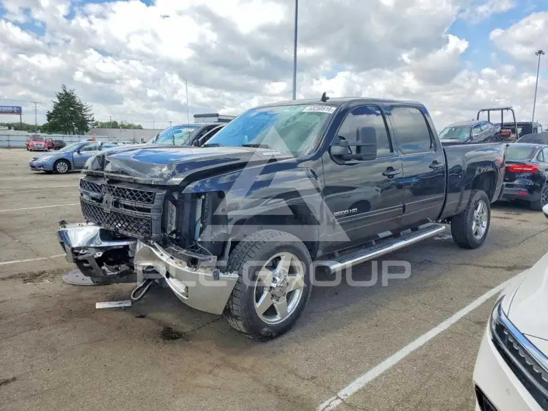 2011 Chevrolet Silverado photo