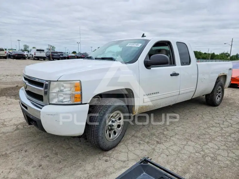 2011 Chevrolet Silverado photo
