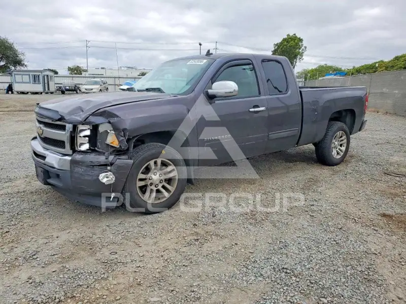 2011 Chevrolet Silverado photo