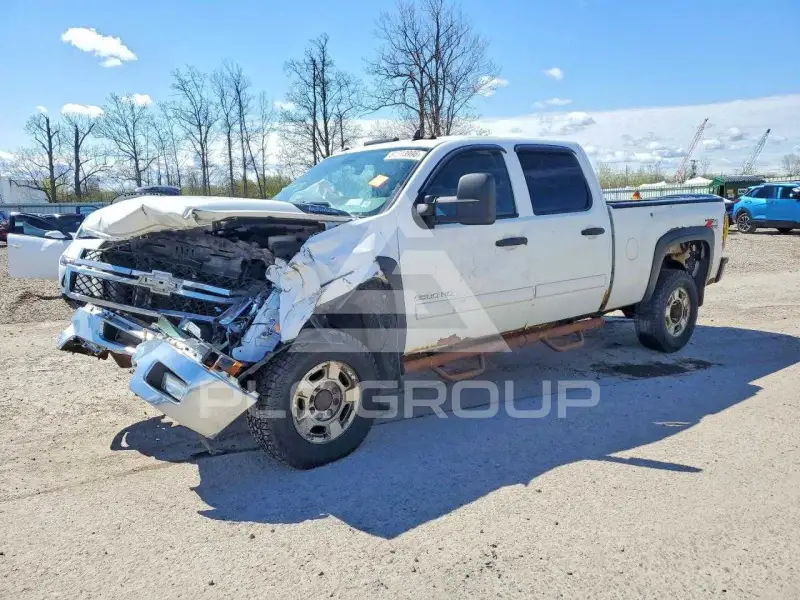 2011 Chevrolet Silverado photo