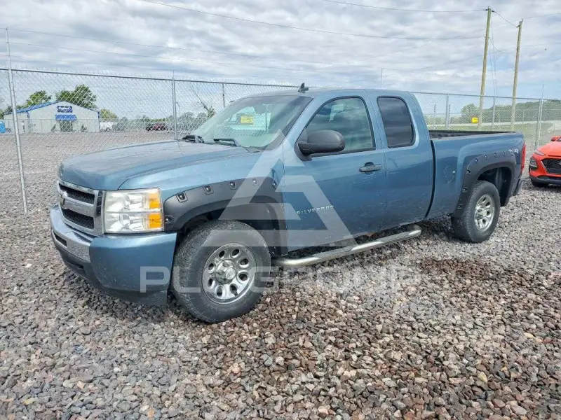 2011 Chevrolet Silverado photo