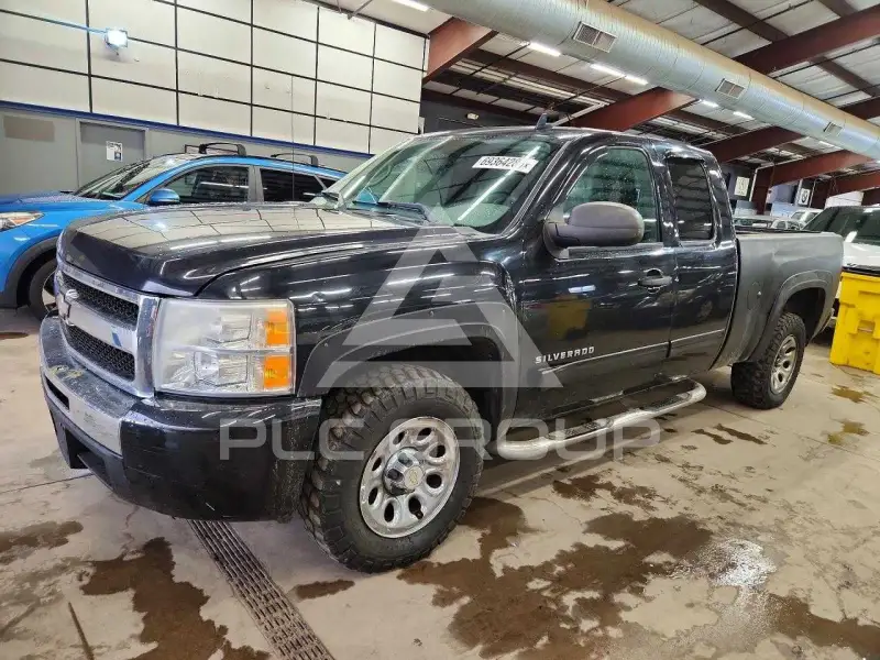 2011 Chevrolet Silverado photo