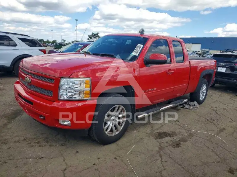 2011 Chevrolet Silverado photo