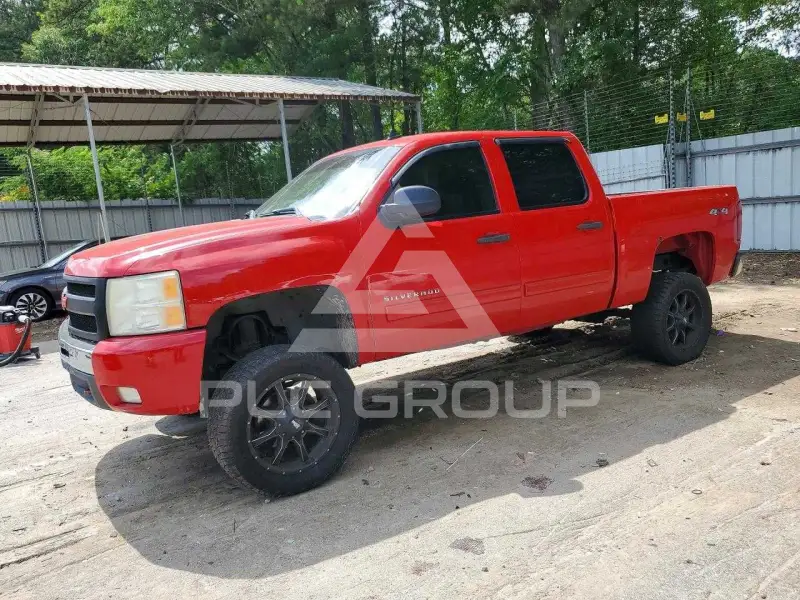 2011 Chevrolet Silverado photo